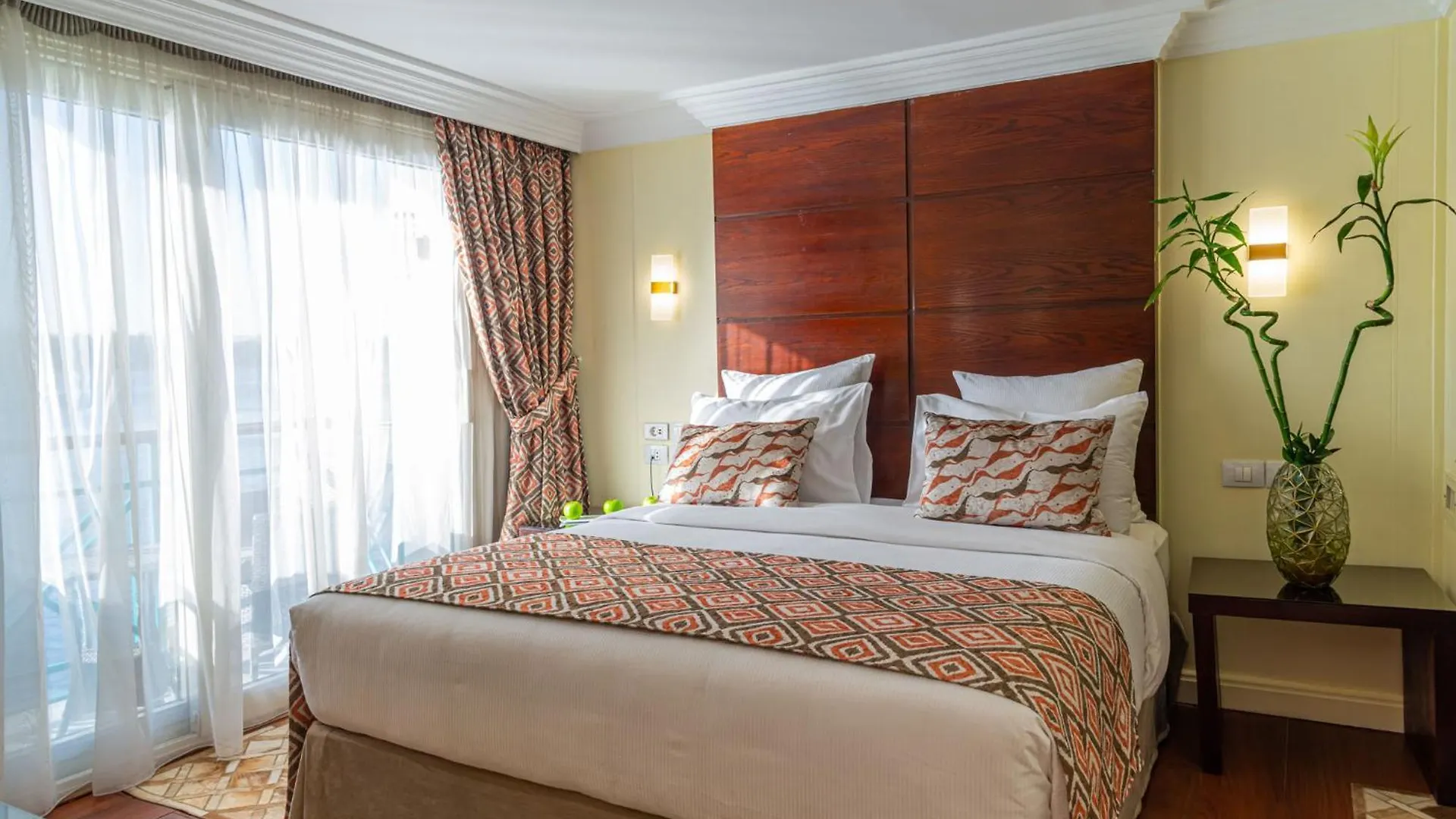 Sonesta Moon Goddess Cruise Ship From Luxor To Aswan - 04 & 07 Nights Every Monday 5*,